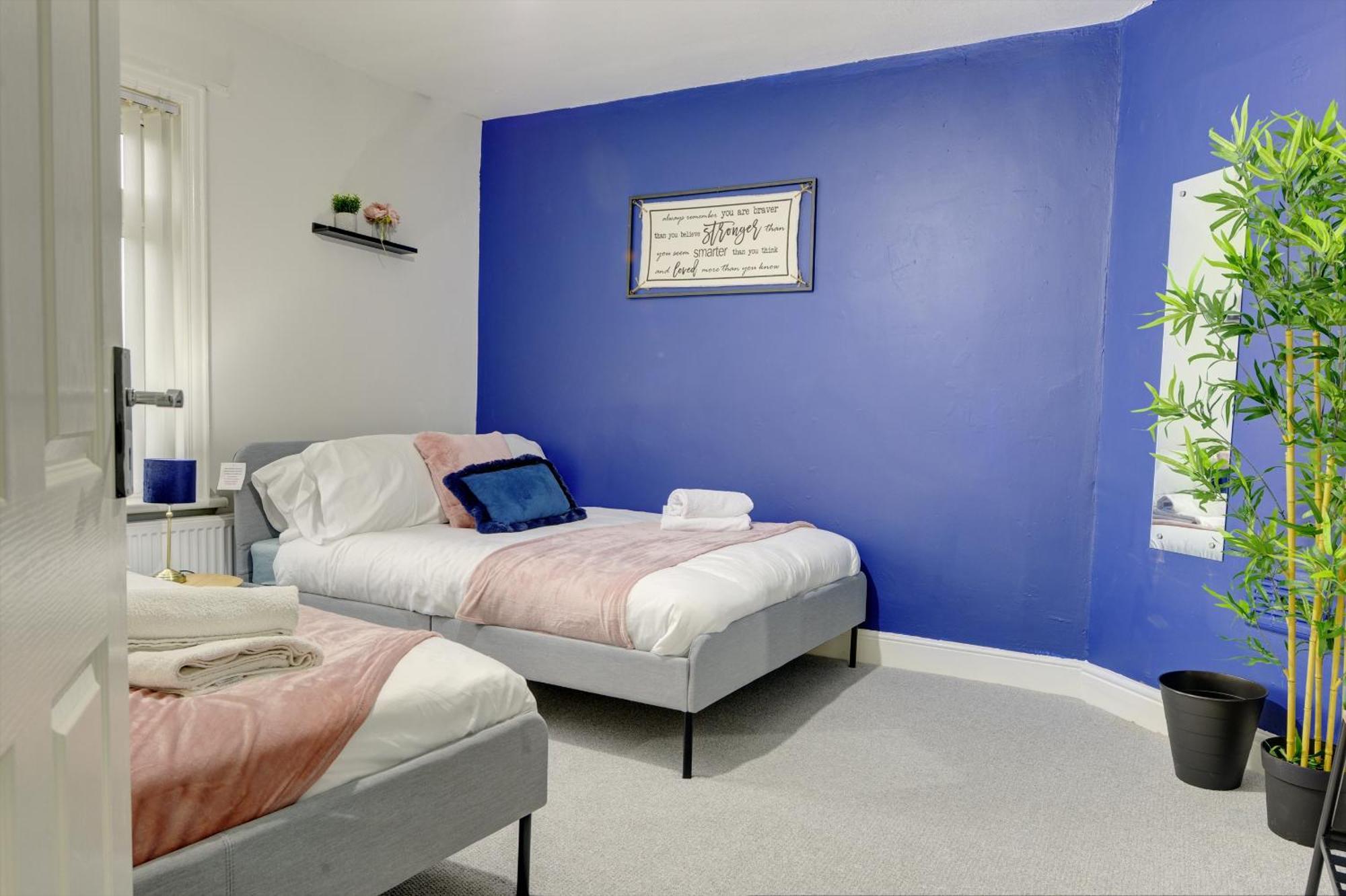 Stunning And Lovely 3 Bed House - Catch 22 Coventry Eksteriør billede