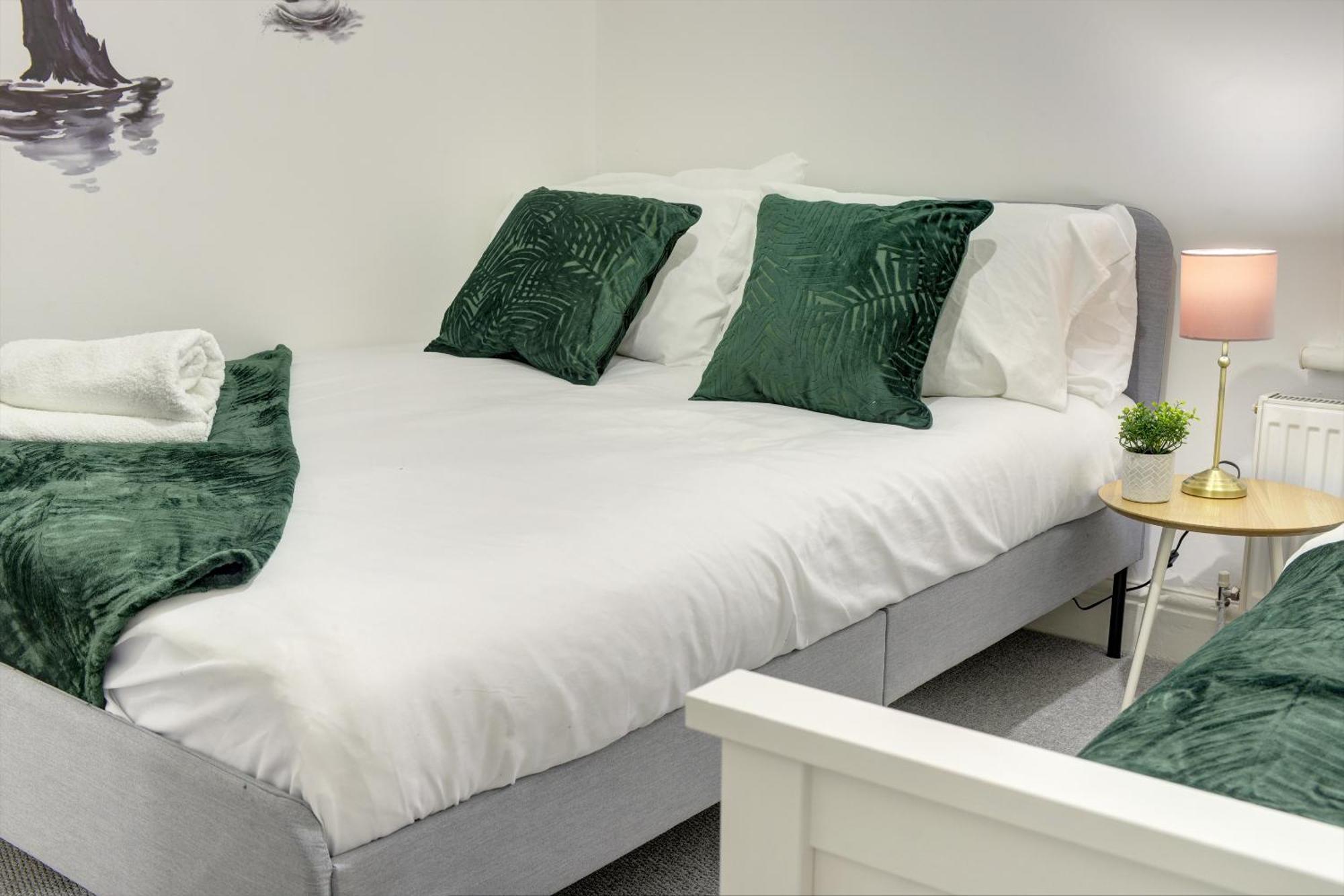 Stunning And Lovely 3 Bed House - Catch 22 Coventry Eksteriør billede
