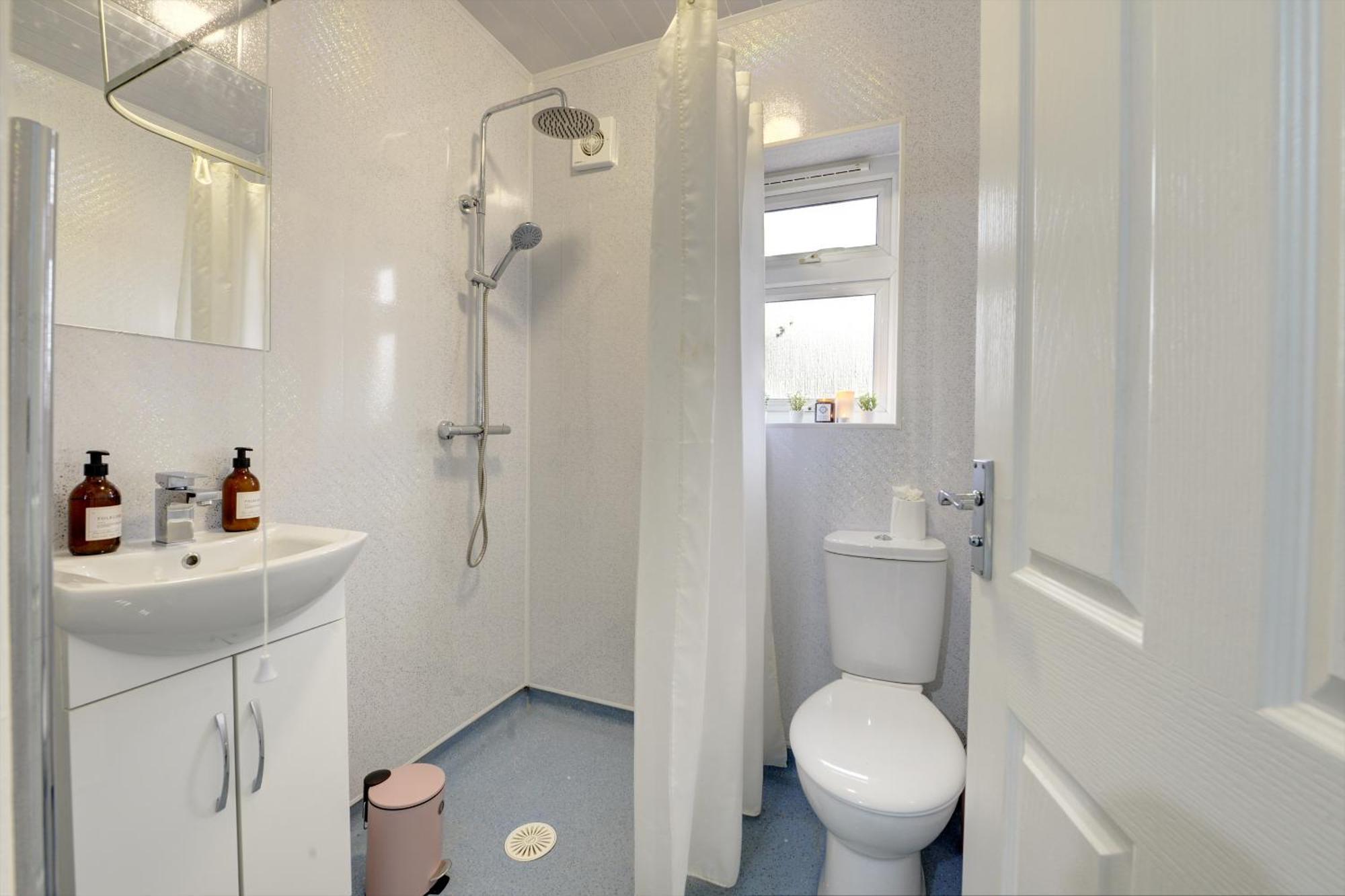 Stunning And Lovely 3 Bed House - Catch 22 Coventry Eksteriør billede
