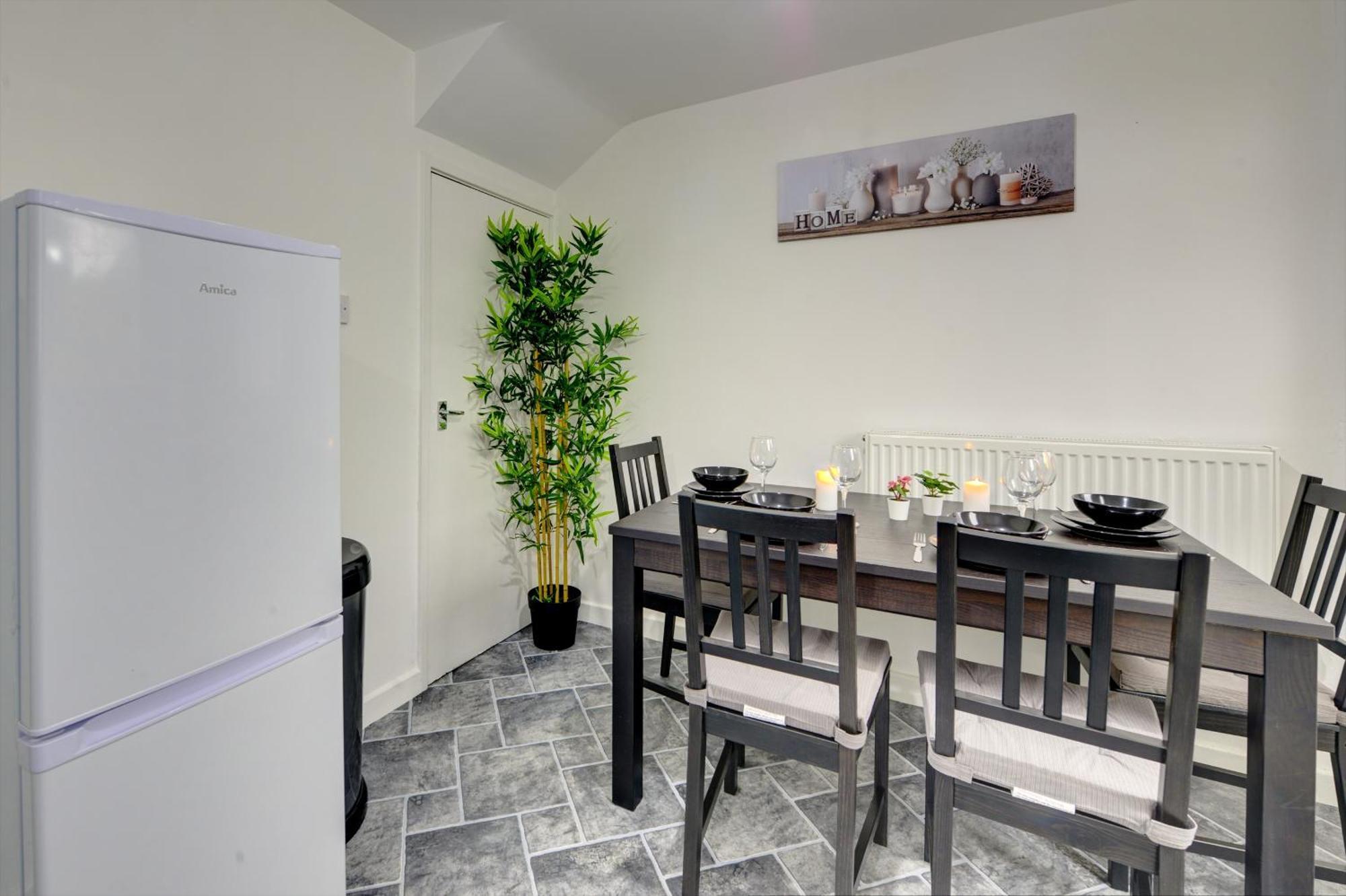 Stunning And Lovely 3 Bed House - Catch 22 Coventry Eksteriør billede